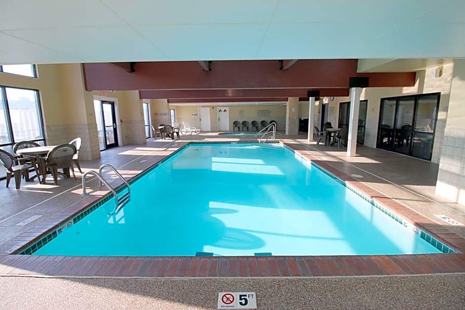 Country Inn & Suites by Radisson, Council Bluffs, IA