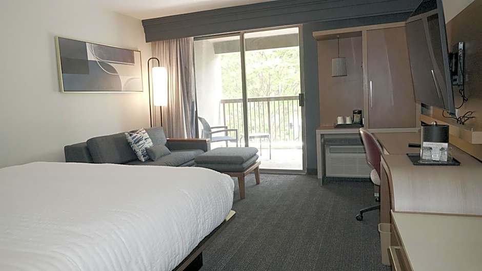 Courtyard by Marriott Memphis East/Bill Morris Parkway