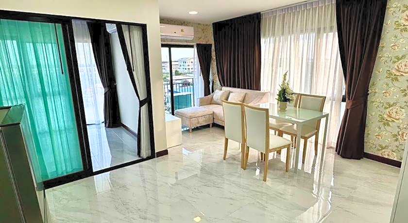 Arunsakhon luxury condo