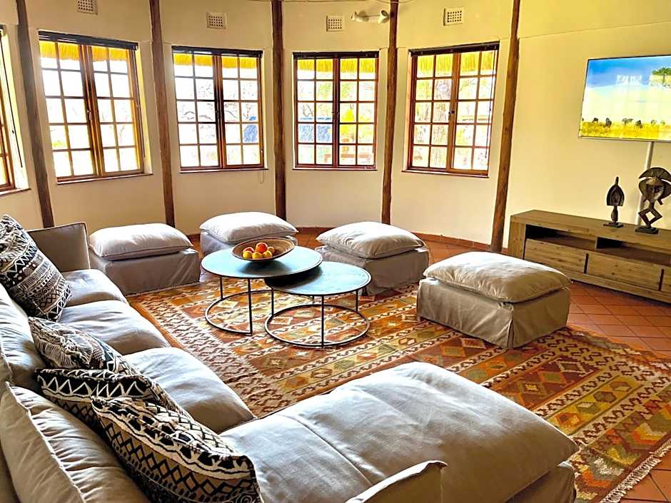 MILIMA Big 5 Safari Lodge