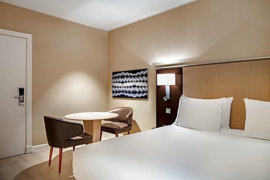 AC Hotel by Marriott Irla