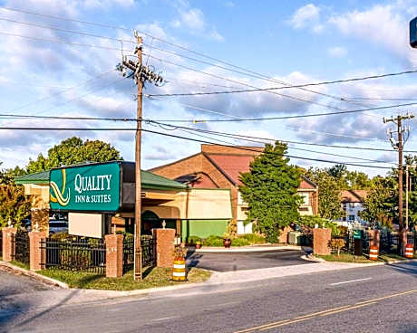 Quality Inn & Suites Coliseum