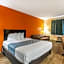 Econo Lodge Inn & Suites Windsor Locks Bradley Airport