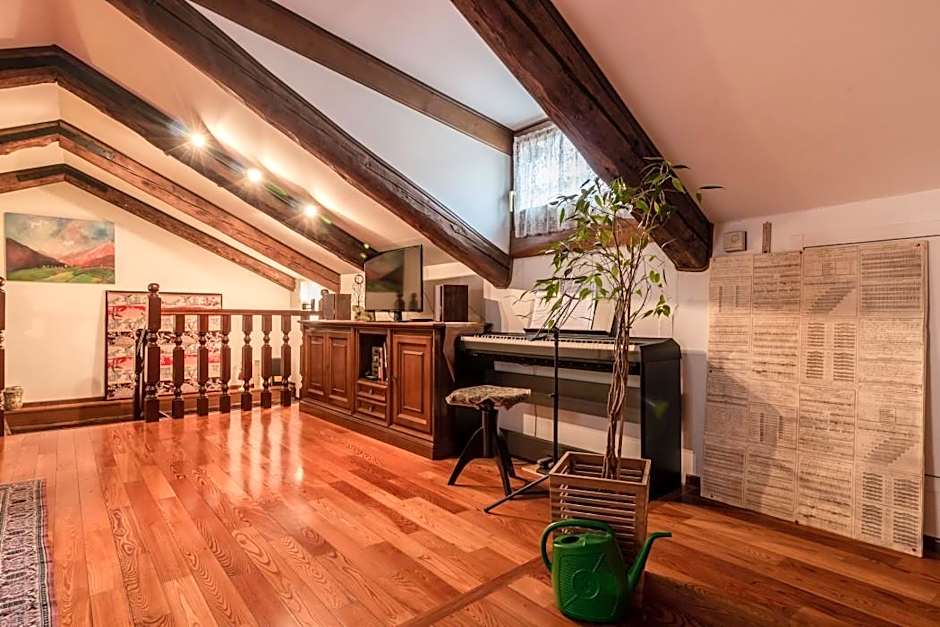 Vivaldi Apartment