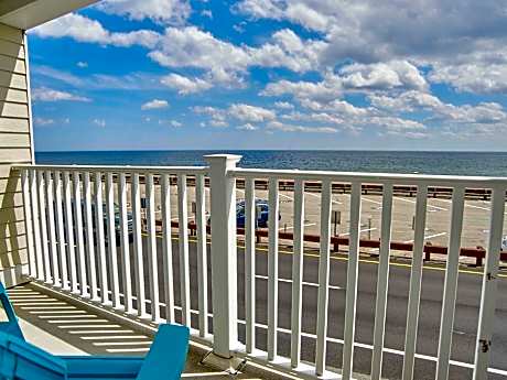 Queen Room with Two Queen Beds - Oceanview