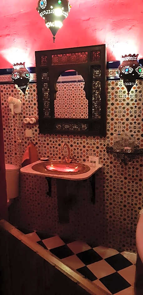 Hotel Cueva Tardienta Monegros-Adults Only