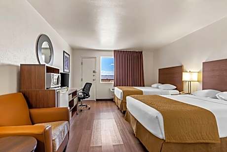 Queen Room with Two Queen Beds - Non-Smoking
