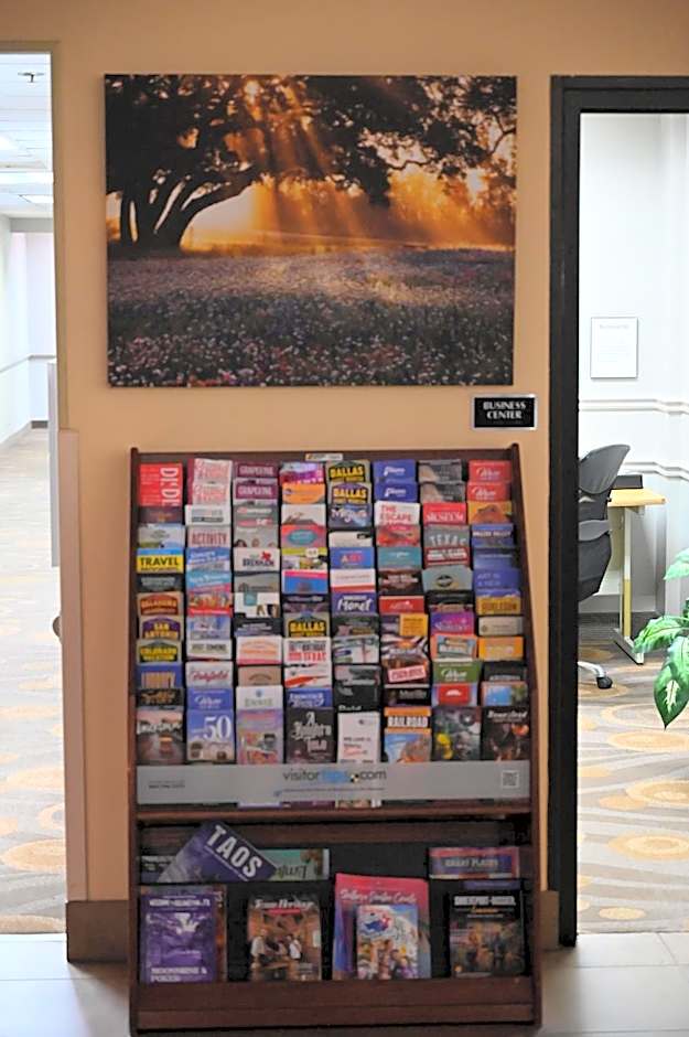 Atrium Hotel And Suites Dfw Airport