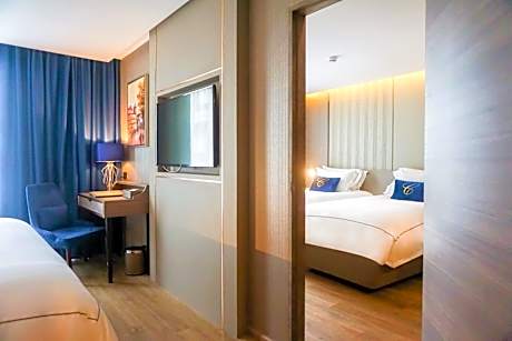 Family Connecting Room