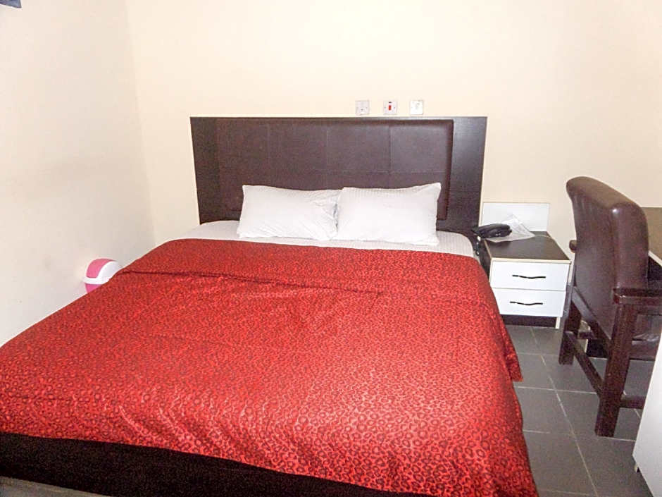 Dreamland Suites