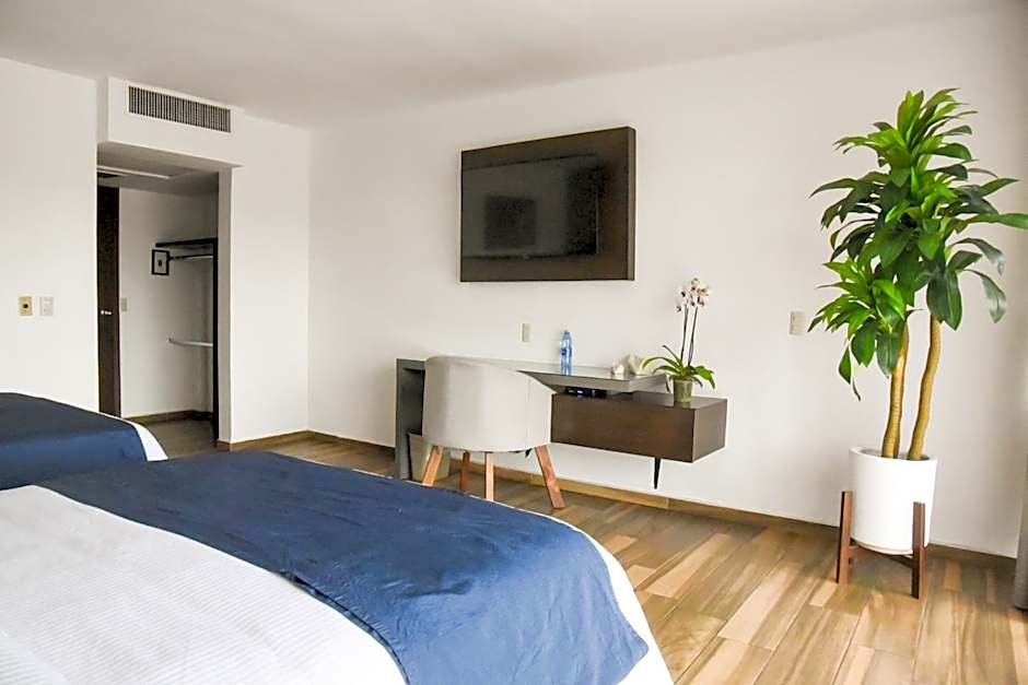 Hotel Expo Plaza Business and Family Guadalajara