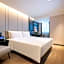 Atour Hotel Dalian Donggang Business District Gangwan Plaza