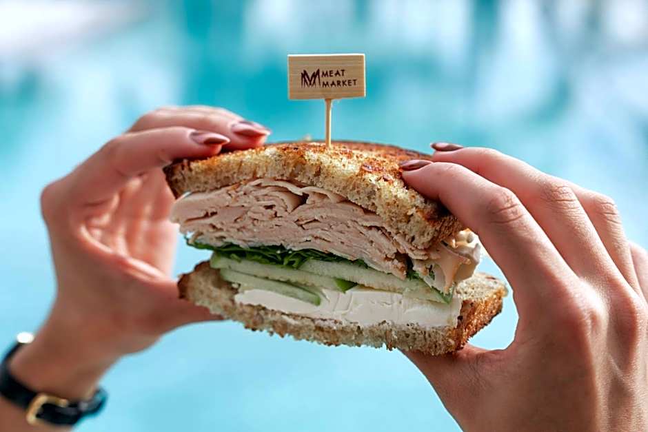 Renaissance by Marriott Boca Raton Hotel