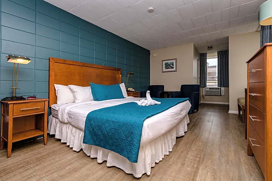 Charlroy Motel