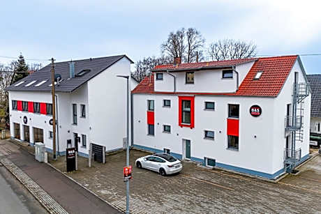B&S Hotel