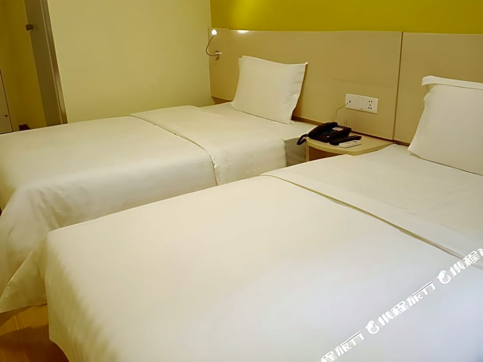 7 Days Inn Luoyang Lijingmen Scenic Spot Shizi Street