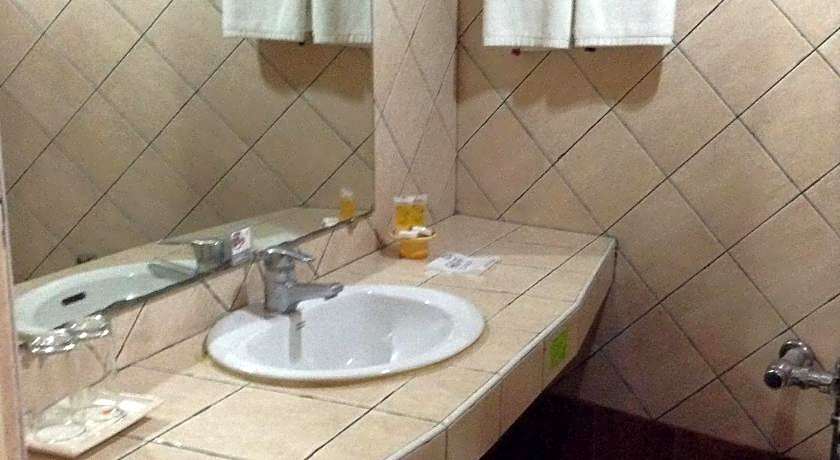 Crown Regency Residences Davao Hotel