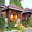 Toffy House Resort