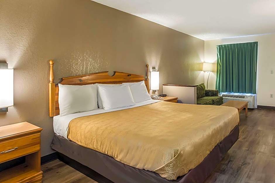Econo Lodge Clinton