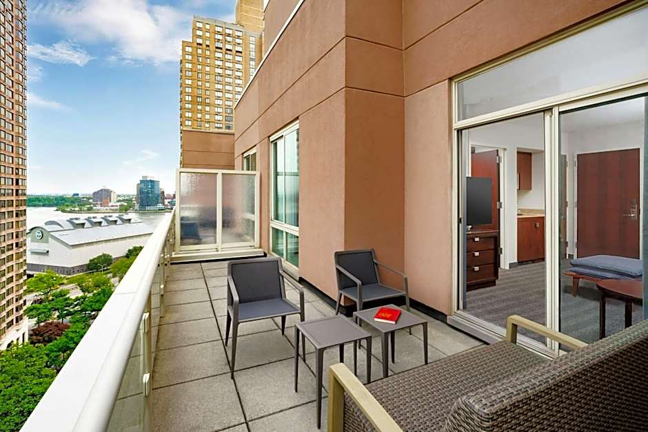Courtyard by Marriott New York Manhattan/Upper East Side