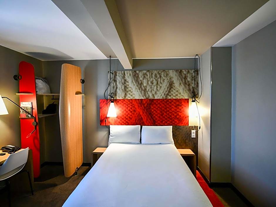 ibis Paris Canal Saint Martin