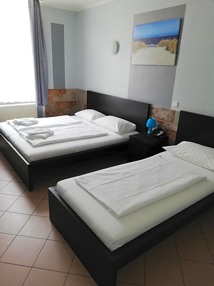 Angel Hotel