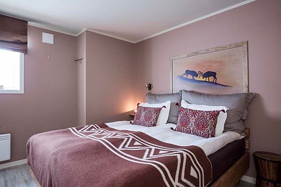 Photo 1 of 7 of Double Room with Private Bathroom