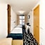 Meriton Old Town Garden Hotel