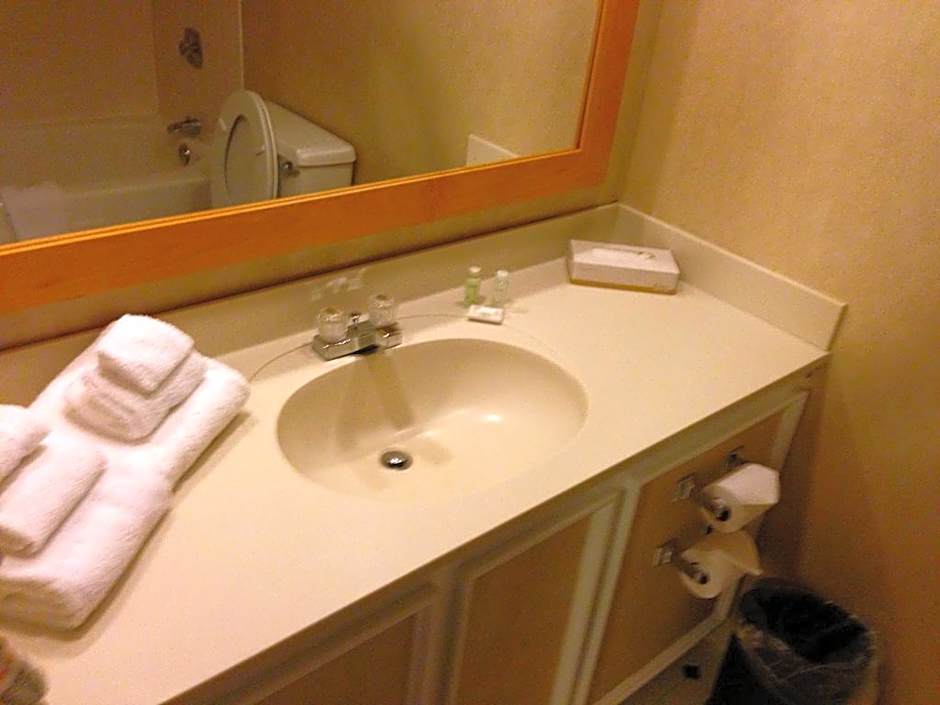 The Avalon Hotel – Erie, PA