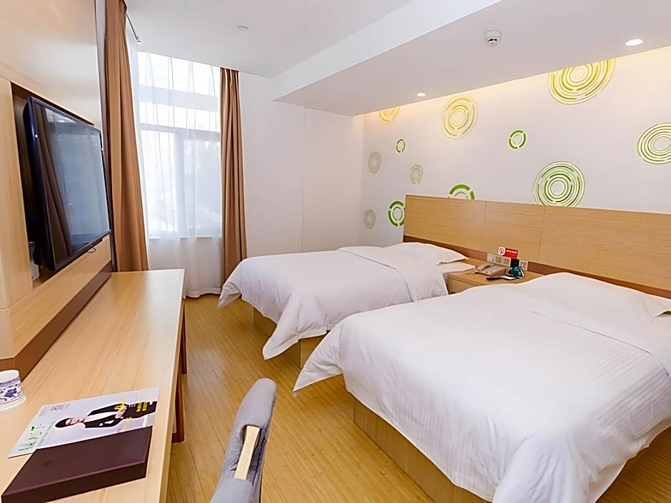 GreenTree Inn Yichang Wanda Binjiang