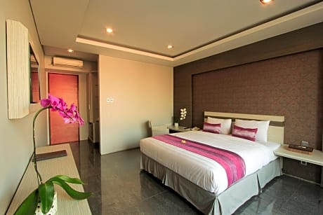 Deluxe Double Room with Balcony