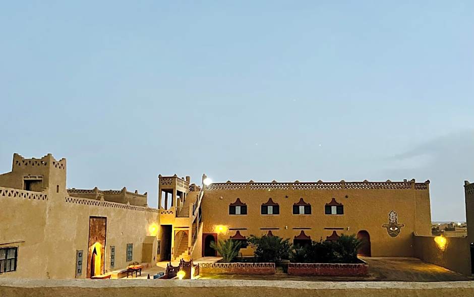 Hotel Camping Les Roses Des Dunes & Piscine