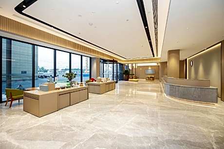 Ji Hotel Guigang Pingnan Jiangbei Avenue