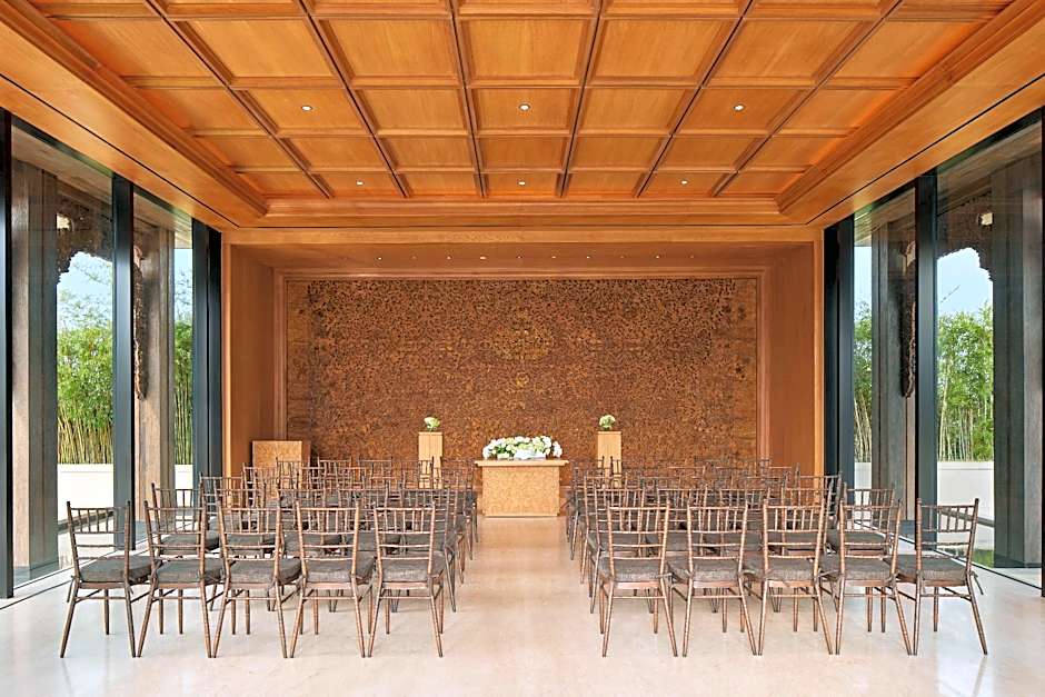 Hotel Tentrem Jakarta