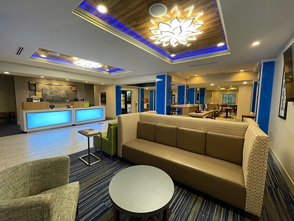 Holiday Inn Express & Suites Columbia - East Elkridge By IHG