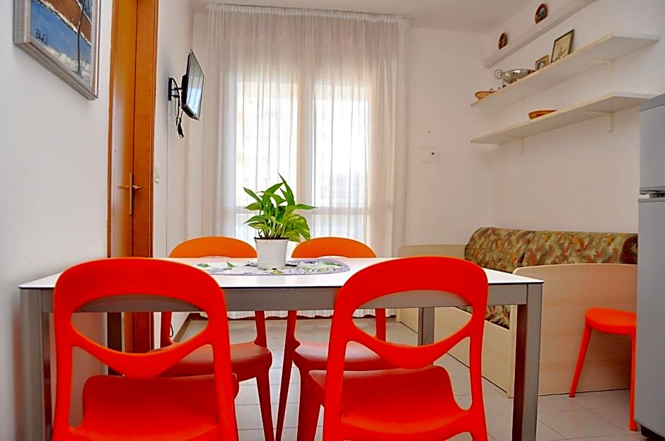 Lovely beachfront apartment-Beahost