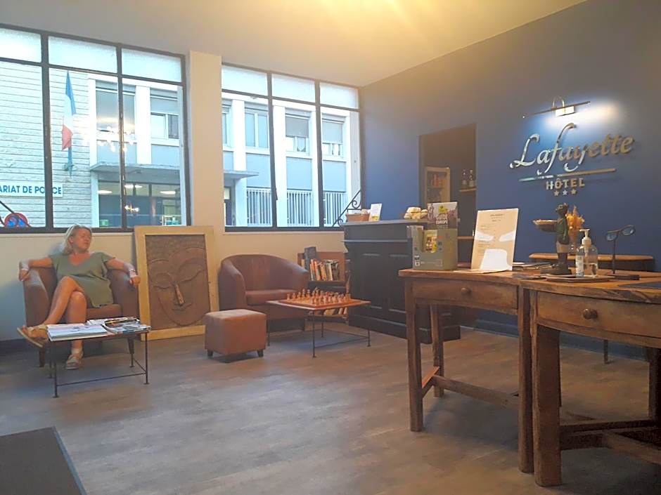 Logis Hotel Lafayette Rochefort France