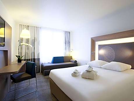 Superior Queen Room with Sofa