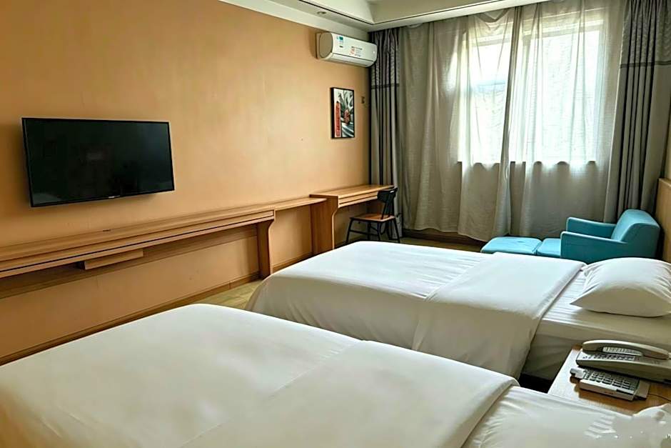 PAI Hotel Lanzhou Yantan Tianqing Park College of Arts and Sciences