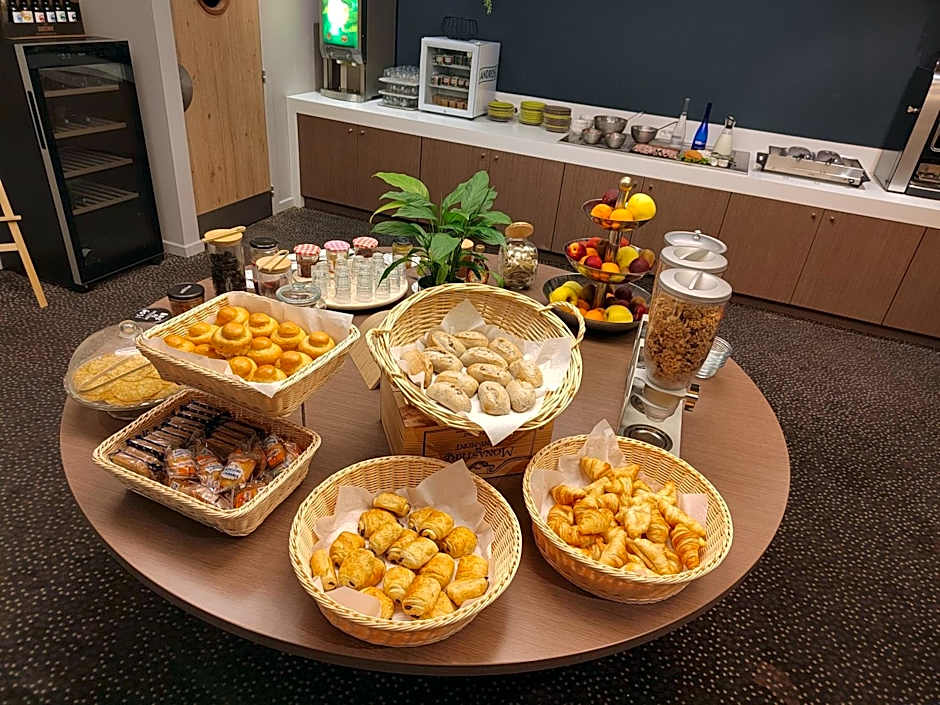 Hostellerie Saint Vincent Beauvais Aeroport