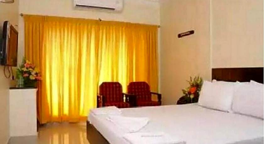 HOTEL BHARANI