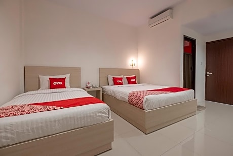 OYO 1633 Hotel Darma Nusantara 3