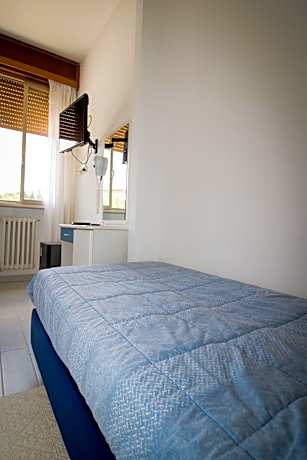 Single Room with Private Bathroom