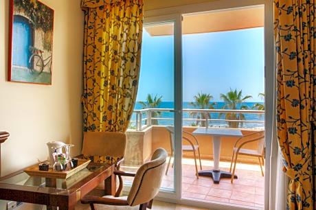 SUPERIOR SEA VIEW(3PAX)