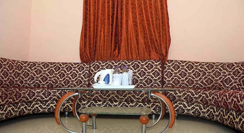 Hotel Om International