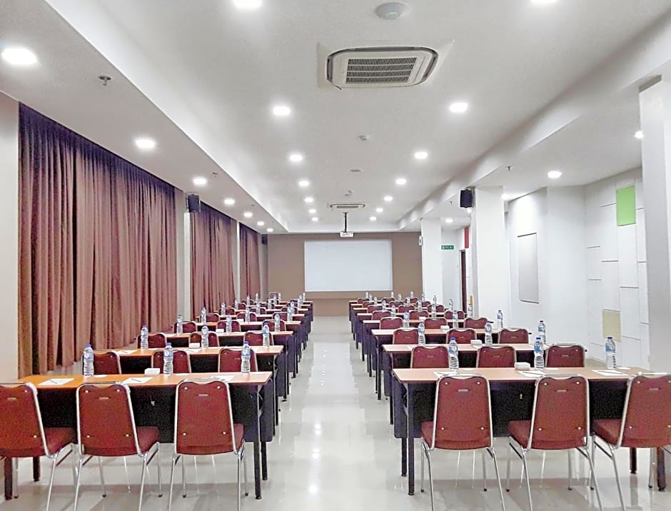 Amaris Hotel Nagoya Hill - Batam