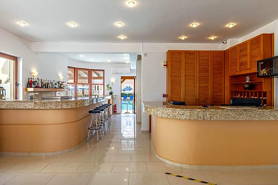 Niros Beachfront Aparthotel