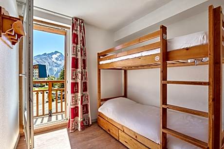 3 bedroom apart with sleeping alcove for 10 people