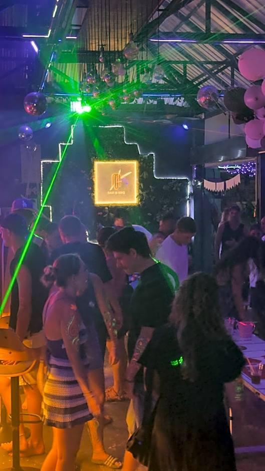 MBAR HOSTEL HAAD RIN