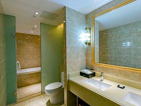 Yongzheng International Hotel